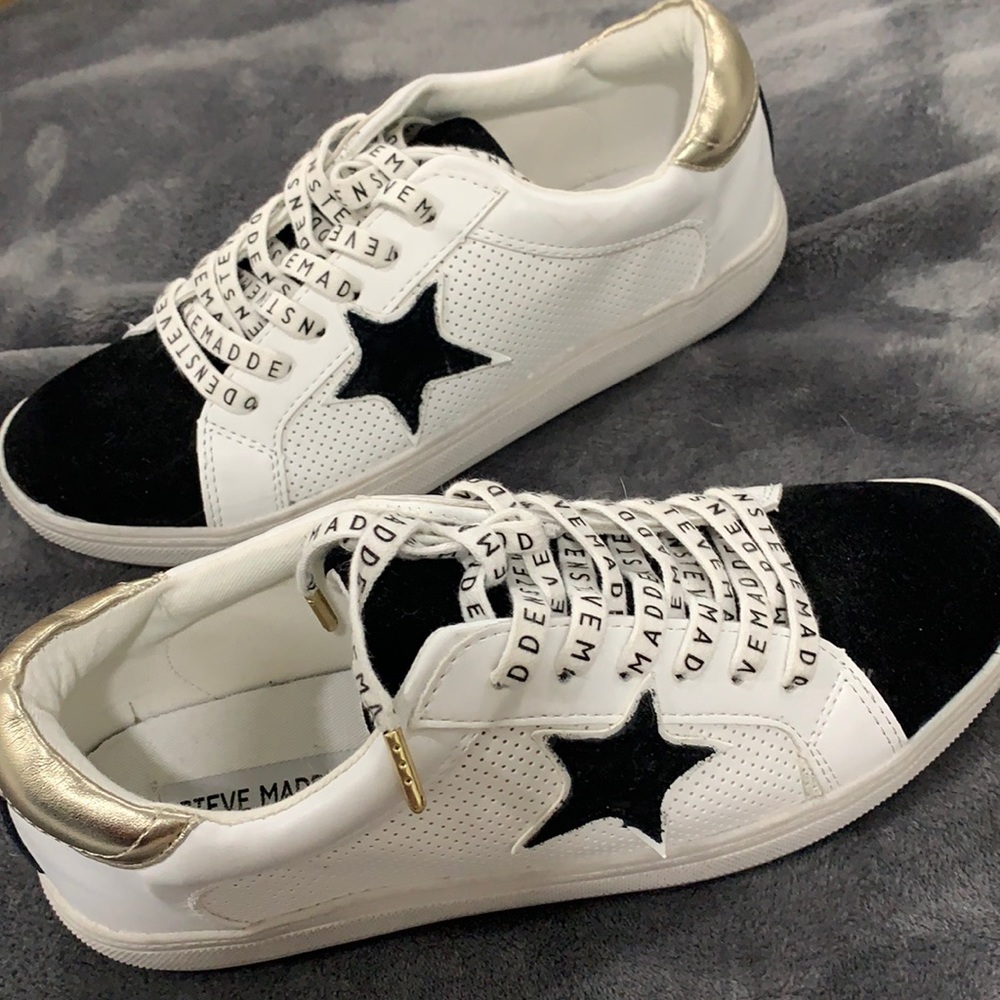 Steve Madden Star Sneakers